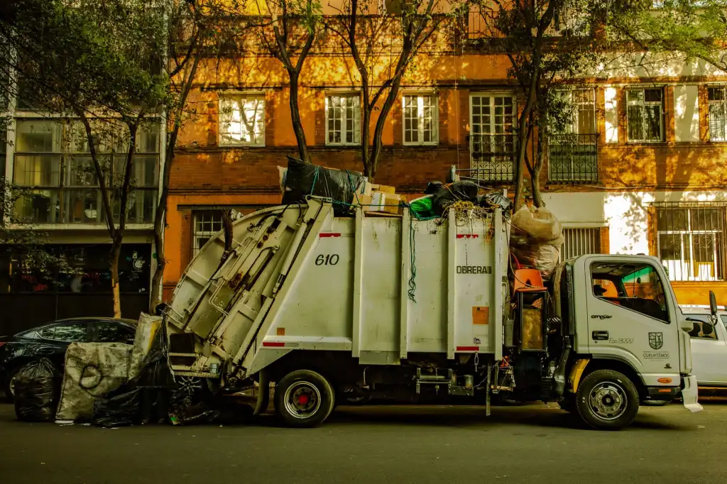 护肤美妆行业最新原料安全标准与合规要点解析