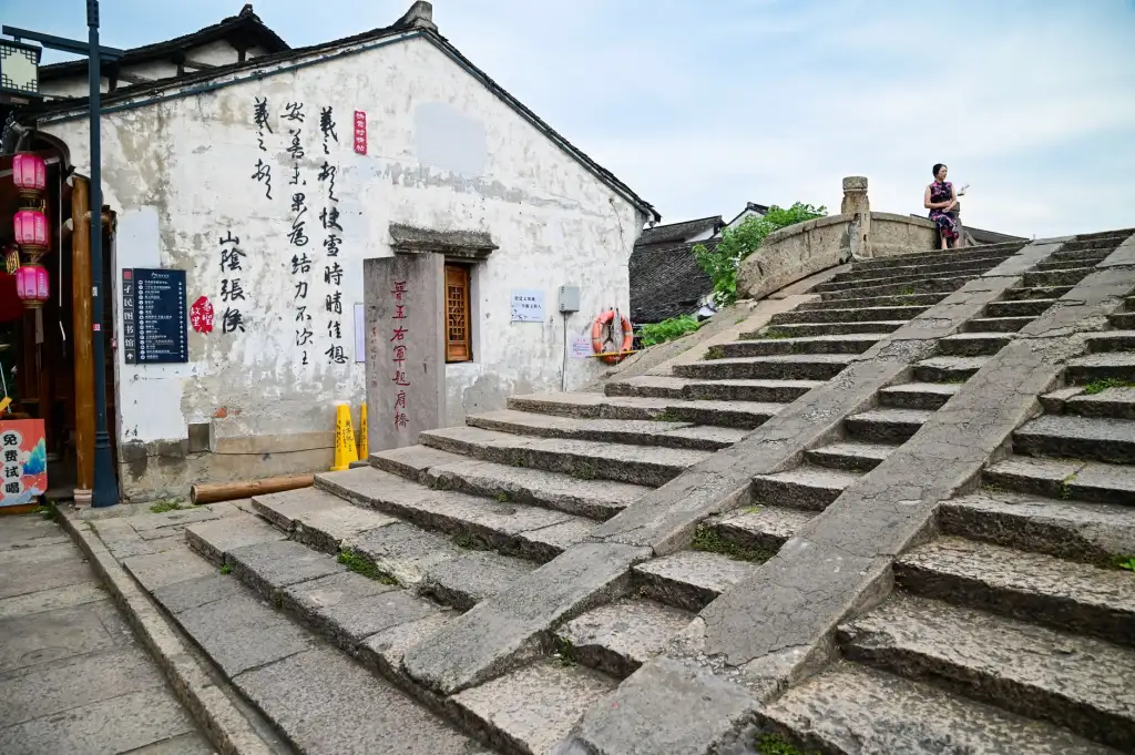 重庆地区护肤美妆行业2024年个人护理品质量管控要点分析